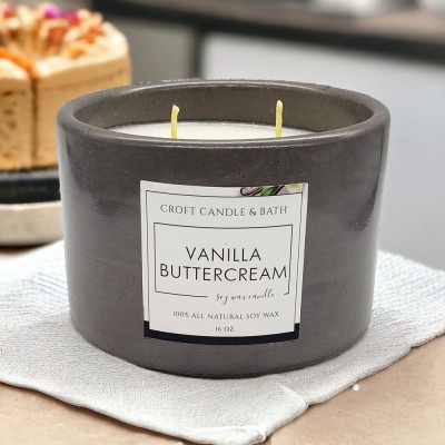 VANILLA BUTTERCREAM SOY CANDLE