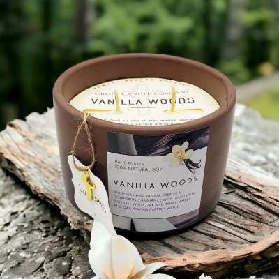 VANILLA WOODS SOY CANDLE